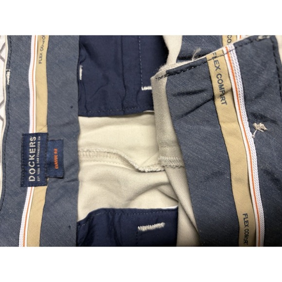 Dockers Mens Khaki Pants W36 L30 Flex Comfort Classic Fit Beige - Picture 3 of 6